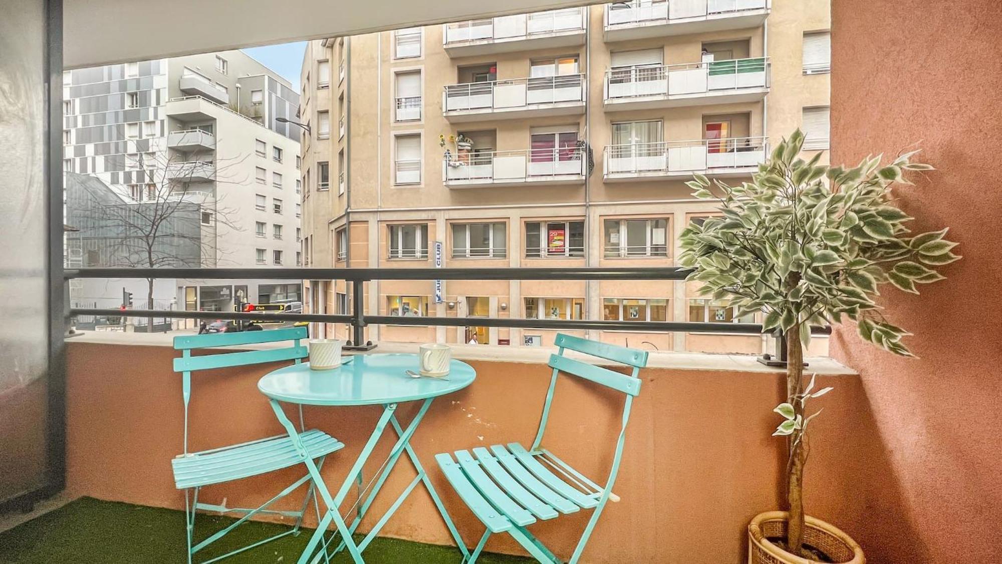 Homey Wild - Proche Gare Et Tram - Proche Centre - Balcon Prive - Parking Prive - Wifi Gratuit Annemasse Extérieur photo